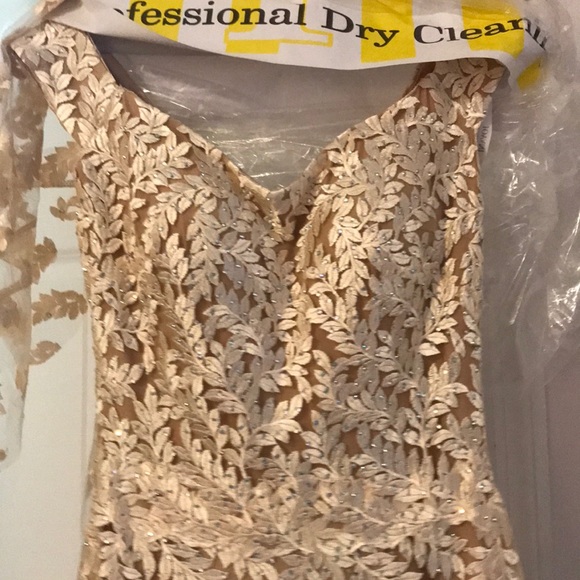 Dress - Picture 2 of 6